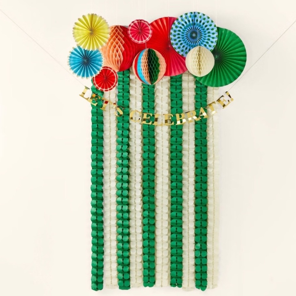 KATE SPADE NWT party decor kit with customizable banner